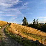 게스트하우스 Bergblick 3*