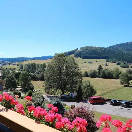 Bergblick בית הארחה